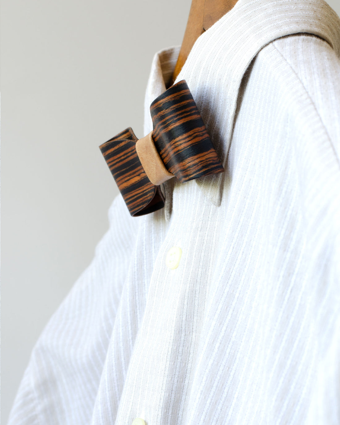 Dark Makassar Wood Bowtie