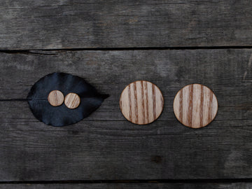 "Circle". Elm wood stud earrings