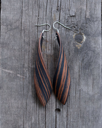 Wooden Earrings "Twist". Dark Makassar
