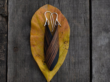Wooden Earrings "Twist". Dark Makassar