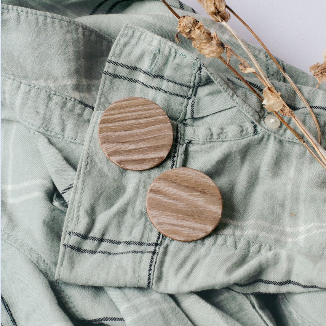 Gray Oak Wood Circle stud earrings