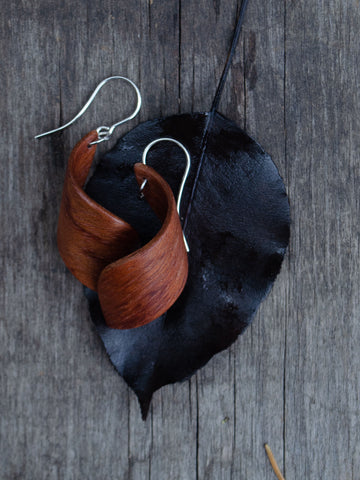 "Tiny dancing leaves". Bubinga wood earrings