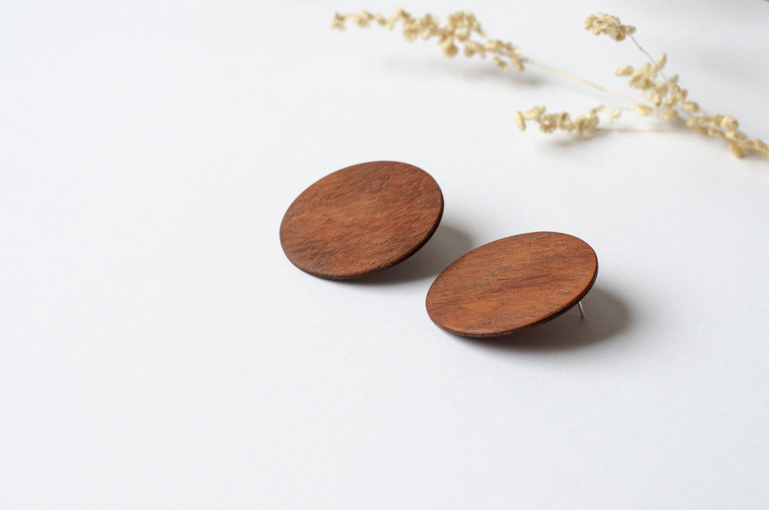 "Circle". Bubinga stud earrings