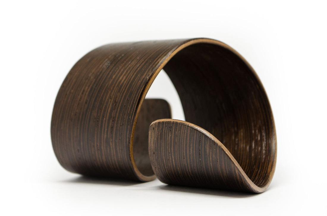 Wooden Bracelet "Double twist R."