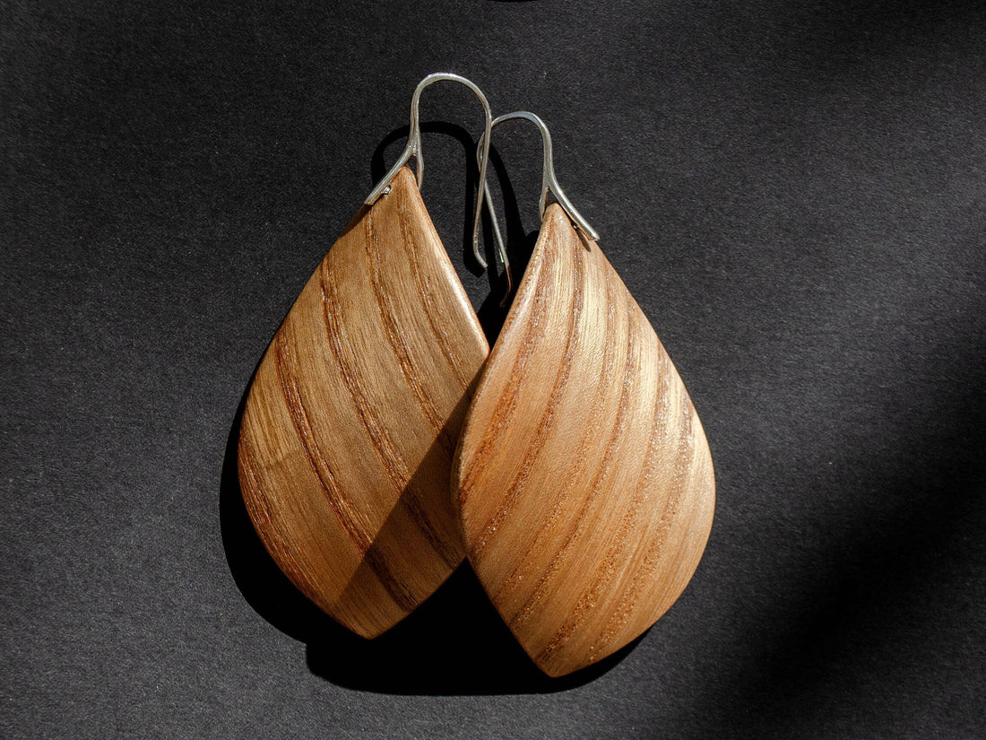 Wooden earrings "Leaf"